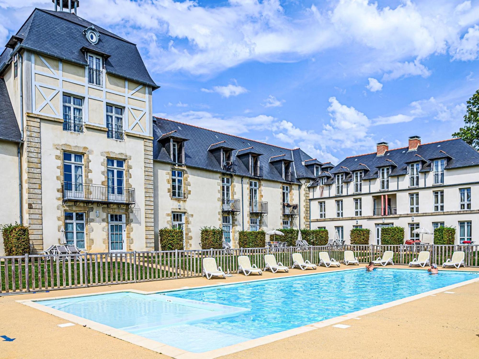 Apartment Chateau De Kergonano-16 By Interhome Баден Экстерьер фото